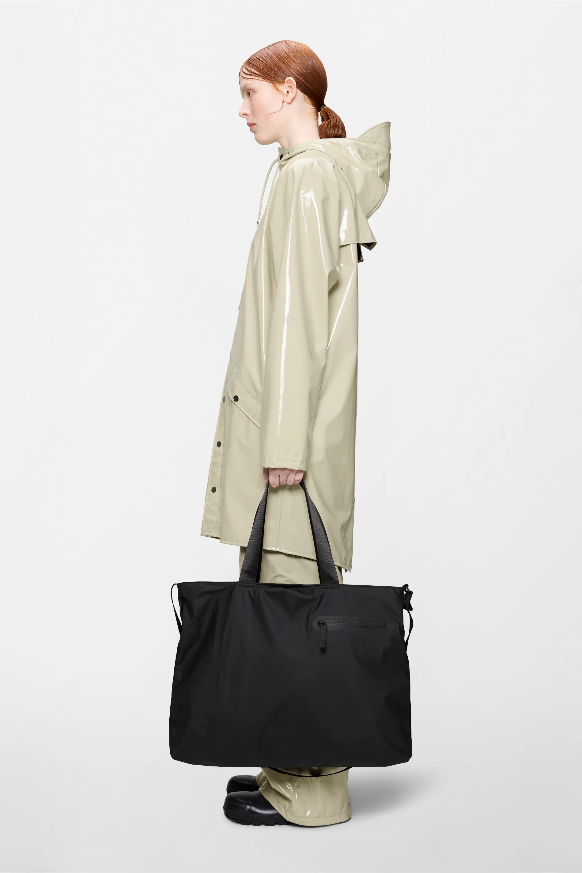 Dash Messenger Tote Bag - Image 9