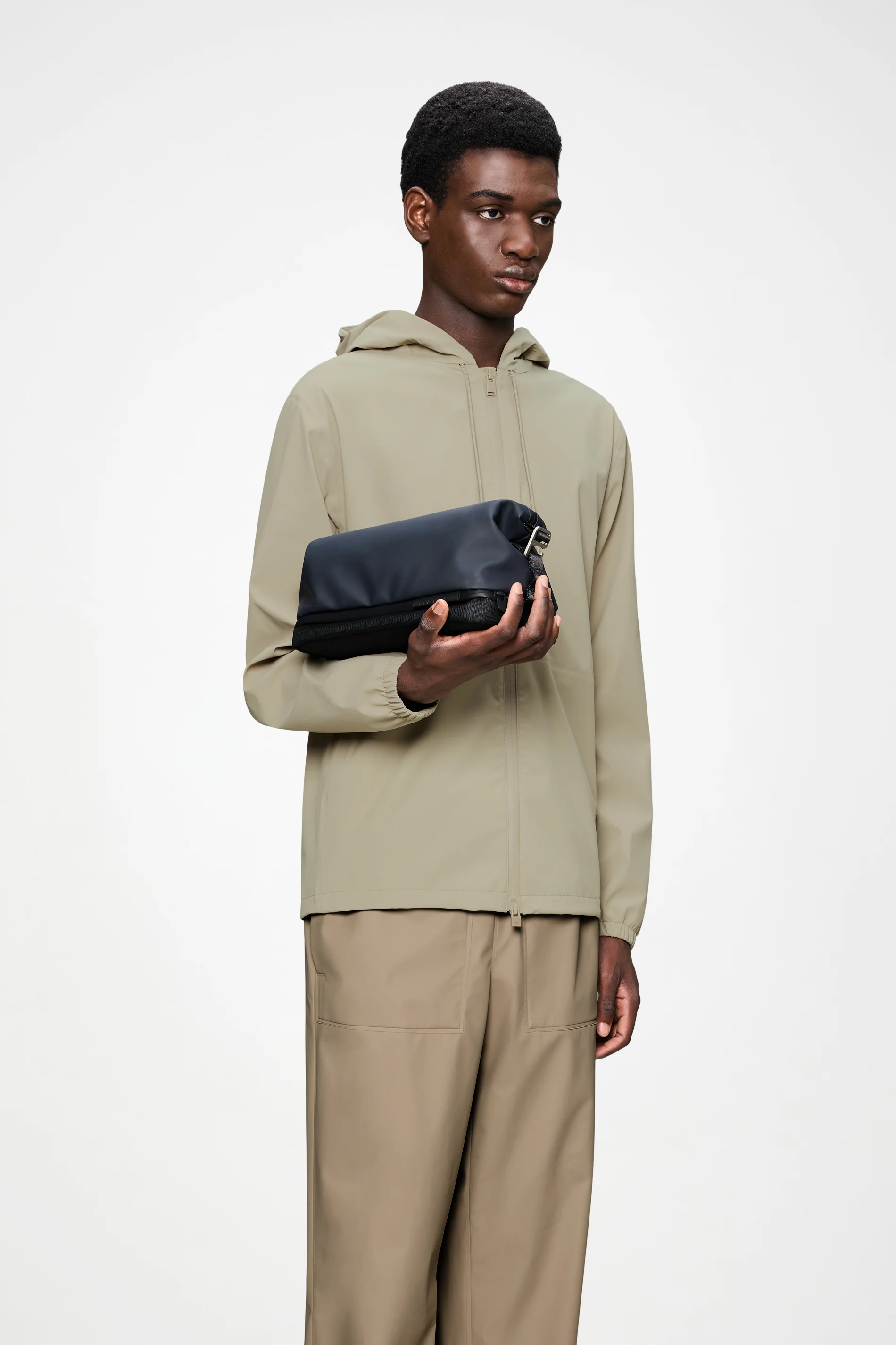 Otaru Wash Bag - Image 15